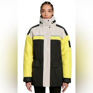 Woman’s-35 Degrees Celsius Ski-Doo Typha X Kanuk Jacket Size Medium